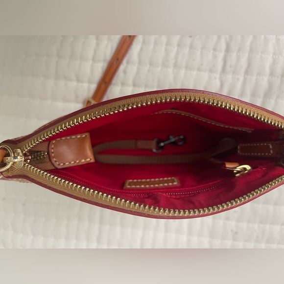 Dooney & Bourke Pink Gingham Crossbody Purse πΈ Perfect Condition! - Picture 7 of 7